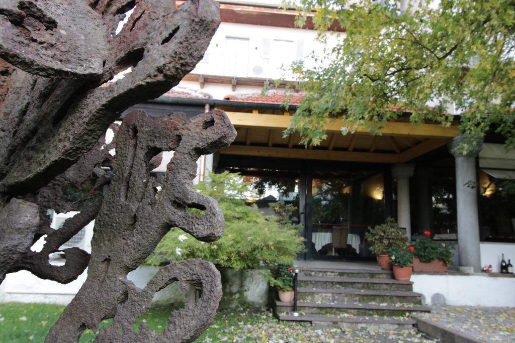 Hotel Il Giardinetto Vercelli Exterior foto